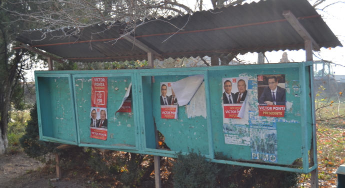 Avizierele golite de contracandidați din Lungani