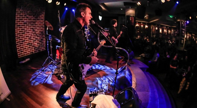 Trupele Partizan și Timpuri noi au cîntat la Iași