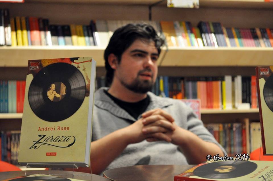 Andrei Ruse nu poate să scrie de la etajul 1 în sus,<br />
spune că trebuie să fie la parter.