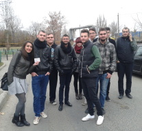 Studenții au ieșit la vot, puțini cîți mai erau în Iași