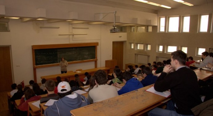 Training Automatica și Calculatoare