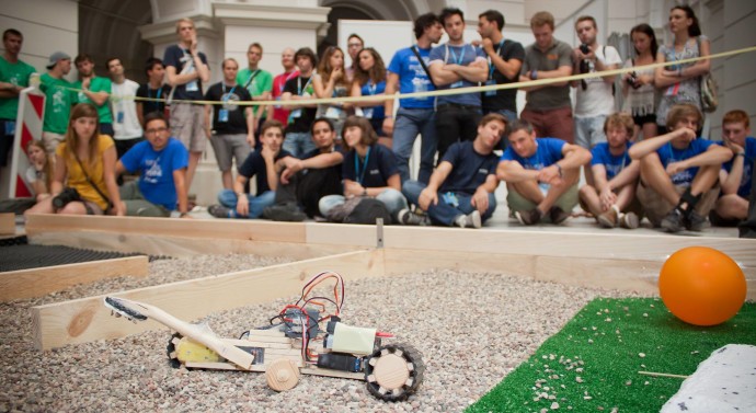 Competiția de trei minute