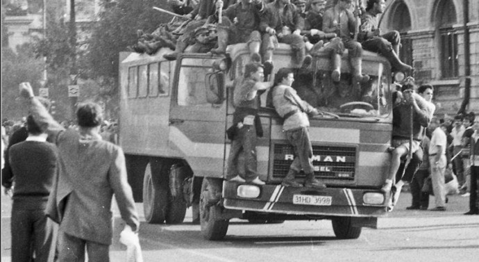 Mineriada își caută vinovații