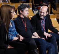 Imaginile, gusturile și sunetele lumii, într-un pahar