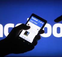 Spionajul e conectat la Facebook