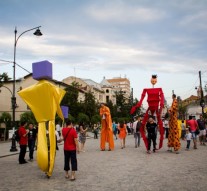 Să FIE spectacol pe străzile Iașului!