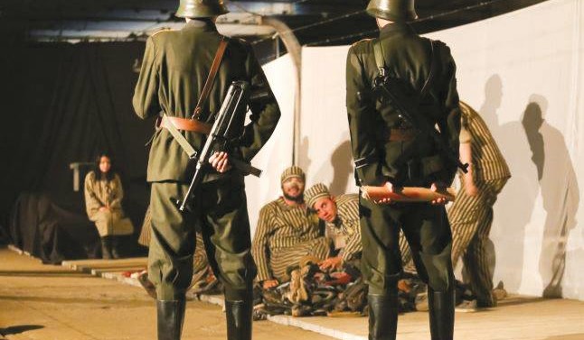 Drumul de la Iași la Auschwitz, pavat cu mucuri de țigară