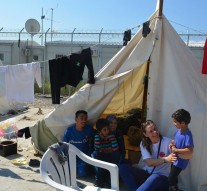 O ieșeancă, la un țărm depărtare de război