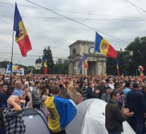 Pînă unde pot ajunge protestele și cît va dura „rezistența” guvernanților?