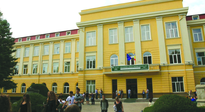 Bobocii s-au îngrămădit la universitățile din Iași
