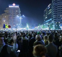 Cum băgăm strada în Parlament