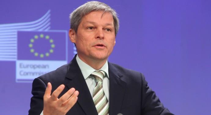 „Guvernul nu ar trebui s\-[i propun\ obiective prea ambi]ioase”