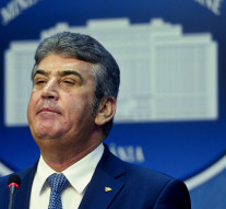 Gabriel Oprea, firimituri pentru popor