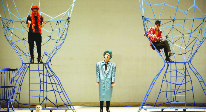 Războiul cuvintelor pierdute într-o carte