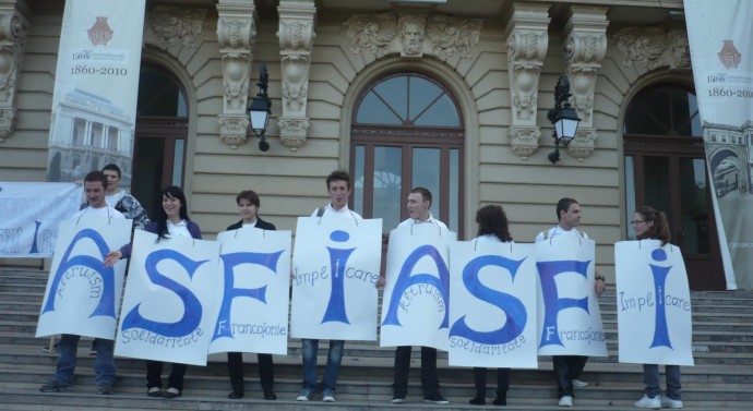 Festivalul francofonilor ieşeni, în Gala Naţională a Voluntarilor