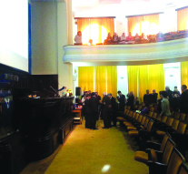 Trei decani și-au depus candidatura la „Cuza”