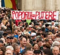 Cu atenție și îngrijorare