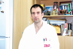 Asist. univ. dr. Vladimir Poroch este coordonatorul  secției de îngrijiri paliative de la IRO. 