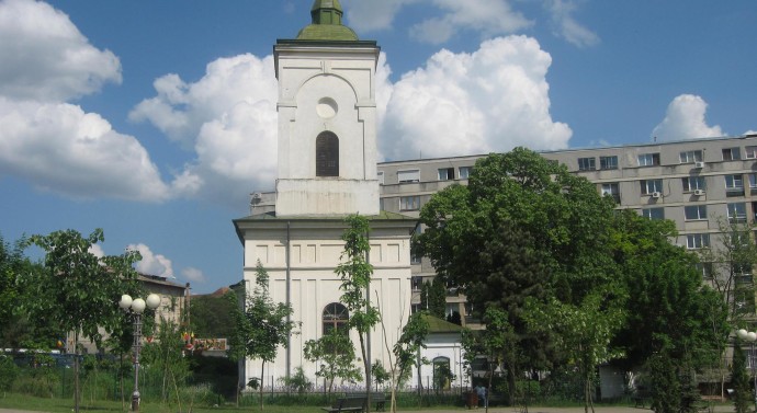 Biserica „Cuvioasa Parascheva” a fost construită în anul 1792 pe locul unor biserici mai vechi.