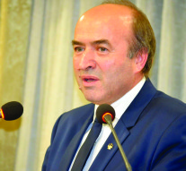 Universitatea trebuie să fie activă, să ia poziții în probleme de interes național