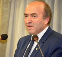 Prof. univ. dr. Tudorel Toader a cerut Ministerului Educației suspendarea din funcție