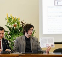 Educația schițată-n umbre