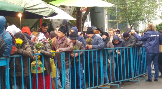 Maramureșul se roagă la poarta mitropoliei