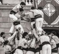 Turnuri de lacrimi și fericire