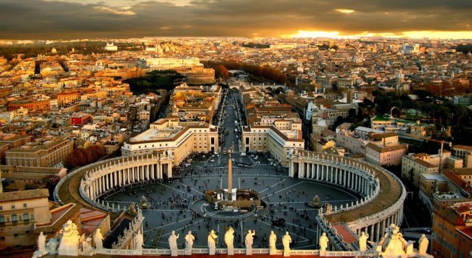 Vatican, granița dintre creștinism și legendă