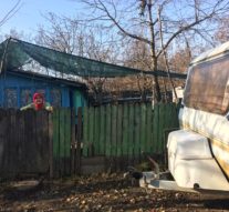 În satul cu trei oameni, Eminescu își scrie uitarea