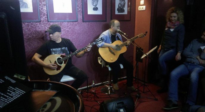 Nebunii de alb și-au capturat reginele în Phoenix