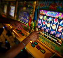 77777, numărul divin la păcănele