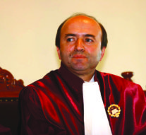 Primul ieşean din Guvernul Grindeanu, rectorul Universităţii „Alexandru Ioan Cuza”