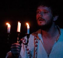 N-ai murit, dacă n-a cîntat lebăda