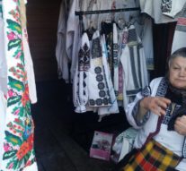 La război, cu tot cu ac şi aţă