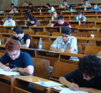 Nuvelele polițiste caută studenți scriitori