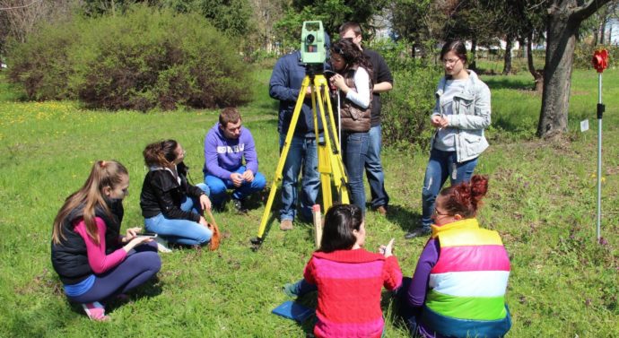 Fotografii din practică, premiate la Agronomie