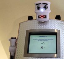 Robotul care binecuvîntează