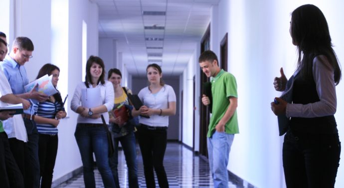 „Cuza” oferă cîte 40.000 de lei pentru proiectele tinerilor cercetătorilor