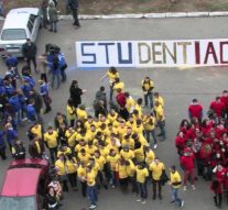 13 ligi organizează Stundețiada