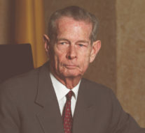 „Nu văd România de astăzi ca pe o moştenire de la părinţii noştri, ci ca pe o ţară pe care am luat-o cu împrumut de la copiii noştri”