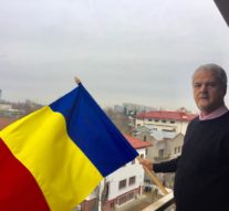 Centenarul = 96 de ani + Adrian Năstase