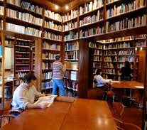 Biblioteca de după coline