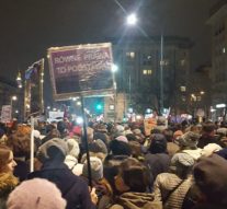 Varşovia nu coboară sub pămînt