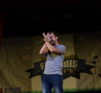 Ce-aveți, mă, cu pungile?