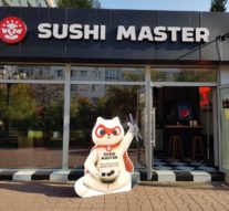 Învață să mănînci și cu bețișoarele