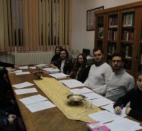 Din filologia clasică nu rămîne decît pasiunea pentru trecut