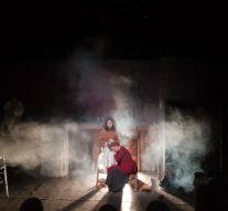 Troienele” lui Euripide s-au ascuns de război