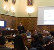 Conferința de lansare a avut loc în Sala Senat a UAIC.