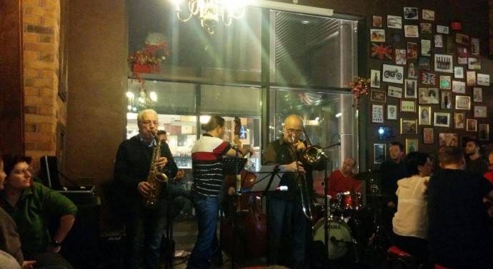 Crîmpeie de sunete purtate în dans